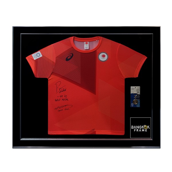 กรอบรูปโชว์เสื้อที่ระลึก